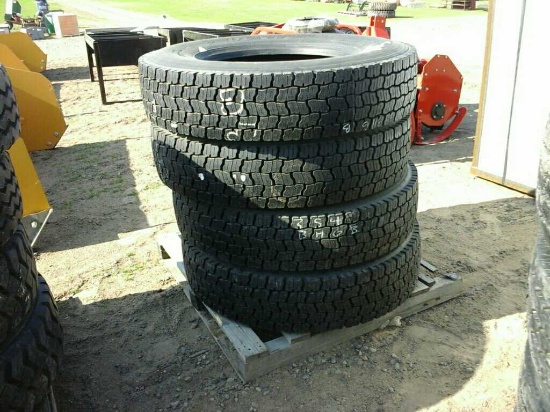 (4) Recap Tires