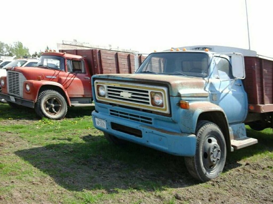 '73 Chevrolet C60 Flatbed Truck w/Sides