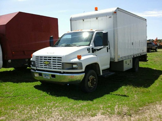 '04 Chevrolet C5500 Box Truck