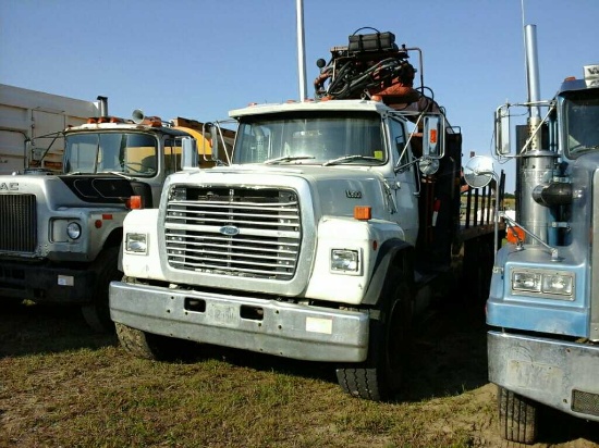 '90 Ford L9000 Tri Axle Clam Truck