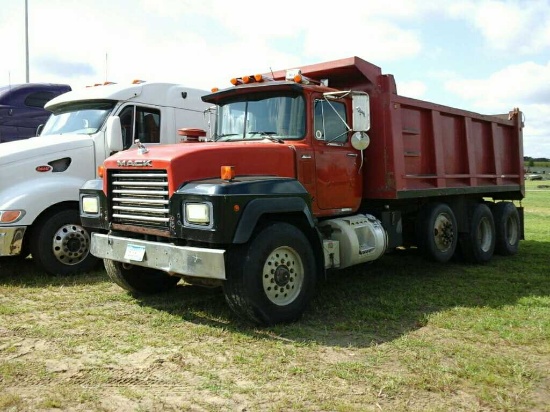 '95 Mack RD690S Tri Axle Dump Truck