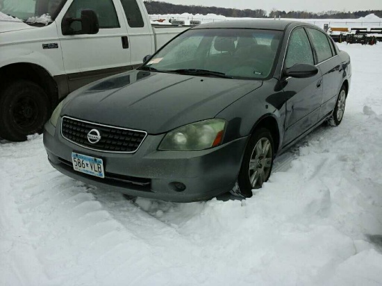 '06 Nissan Altima