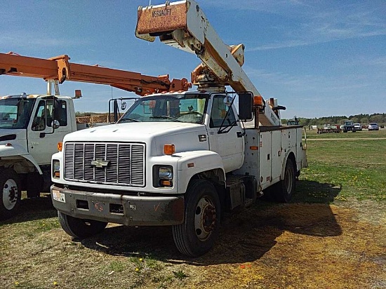 '99 Chevrolet C6500 Bucket Truck