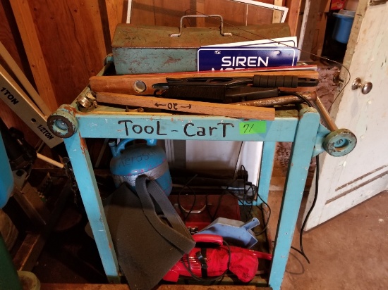 Cart w'tool boxes, vacuum