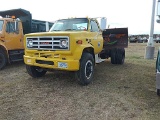 GMC Cab & Chassis w/Plow & Mount