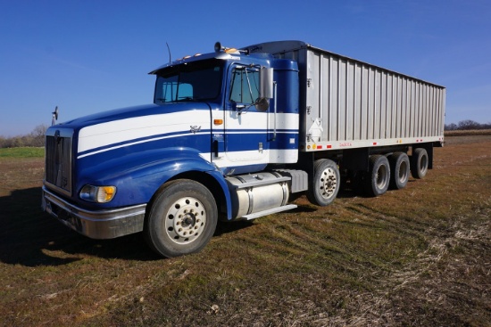 1998 International Eagle 9400 Quad Axle Grain Truck, VIN# 2HSFHAER8WC053506, Cummins N14 Diesel Engi