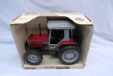 Ertl 1/16 Scale Massey Ferguson 3070 4-WD Tractor with Original Box-Box in