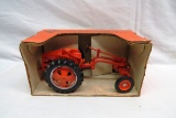 Ertl Scale Models 1/16 Scale 1948 Allis-Chalmers G Collector Model Tractor