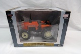 Spec-Cast Classic Series 1/16 Scale Allis Chalmers 6080 Diesel MFD Tractor