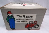 Ertl 1/16 Scale Allis-Chalmers Two-Twenty MFWD Tractor with Duals & ROPS Ro