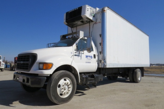 2002 Ford F-750 XLT Super Duty Van Truck, 6-Speed Transmission, Cummins 359 5.9L Diesel Engine, 342,