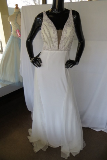 Sherri Hill Beaded Evening Gown, White, Size 6, $598 Retail Price, Plastic