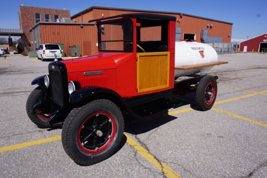 1930 IHC Model 6 Speed 1-Ton Truck, 4-Cylinder Gas Engine, 3-Speed Manual T