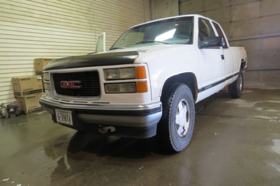 1998 GMC Sierra 1500 Extended Cab Pickup, 4x4,  VIN# 2GTEK19R1W1547184, Vortex V-8 Gas Engine, Autom