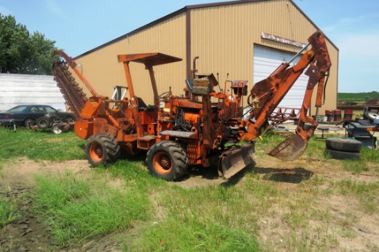 Vermeer Model M-455 Articulated Trencher/Backhoe Combo Unit, SN# 611, Deutz 3-Cylinder Diesel Engine