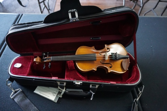Sandner Model 300 1/10 Violin, SN #AW1773, Hard Sided Case.