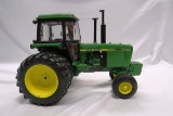 Ertl 1/16 Scale John Deere 4450 Tractor.