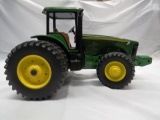 Ertl 1/16 Scale John Deere Model 8420 Tractor.