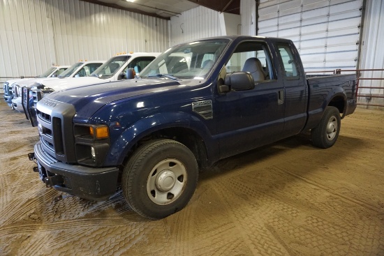 2008 Ford Model F-250 XL Super Duty Extended Cab Pickup, VIN# 1FTNX20568ED51650, 5.4L V-8 Gas Engine