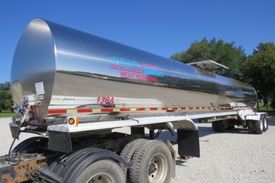 2003 Walker Tandem Axle Food Grade Stainless Steel Tanker Trailer, VIN# 5WSAB46233N035485, 68,000lb.