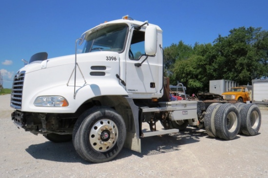 2004 Mack Model CX613 Tandem Axle Day Cab Truck Tractor, VIN# 1M1AE06Y54N0202086, Mack AC-335/380 6-