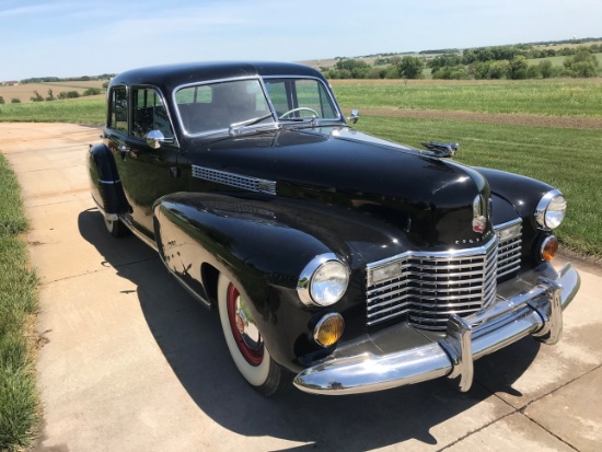 1941 Cadillac Fleetwood 60 Special 4-Door Sedan, 346 Cubic Inch Gas Engine,