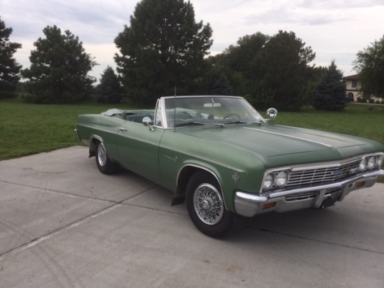 1966 Chevrolet Impala Convertible, 327 Gas Engine (275HP), Powerglide Trans