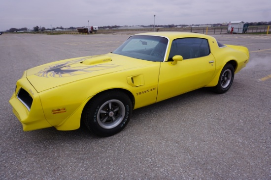 1977 Pontiac Trans Am 2-Door Hardtop, 400 V-8 Gas Engine, Automatic Transmi