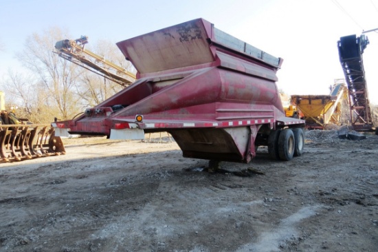 1970 Garwood Tandem Axle Belly Dump Trailer, VIN# 197862, Hydraulic Single Adjustable Center Dump, A