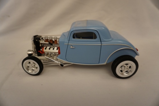 Ertl Die Cast Metal 1/18 Scale Ford Roadster (No Box).