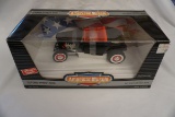 Ertl Die Cast Metal 1/18 Scale 1932 Ford Street Rod (NIB).