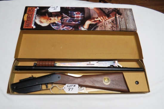 Daisy Model 25 Pump Action Repeater BB Gun in Original Box, Centennial Collector's Edition, Pristine