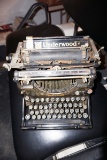 Underwood Antique Typewriter.
