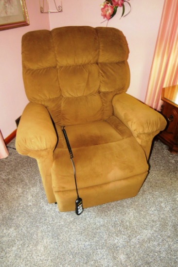 Golden Power Lift & Recline Chair (Like New Condition-No More than 2 Years