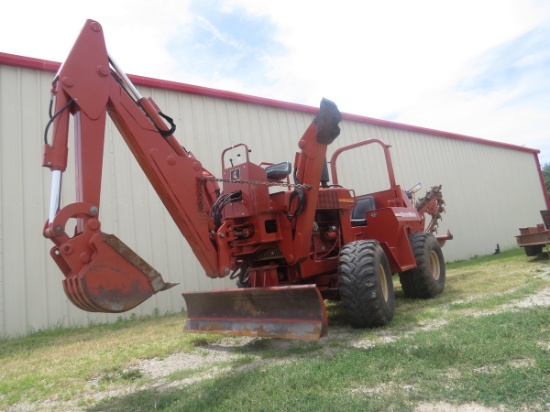 1999 Ditch Witch Model 7610 Trencher/Backhoe Combination Unit, Deutz 4-Cylinder Diesel Engine (88 HP