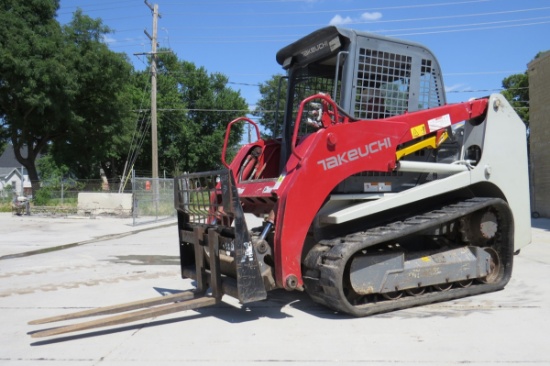 Takeuchi Model TL10 Track-type Skid Loader, SN #201002065, Kubota Turbo Diesel Engine, OROPS, High F