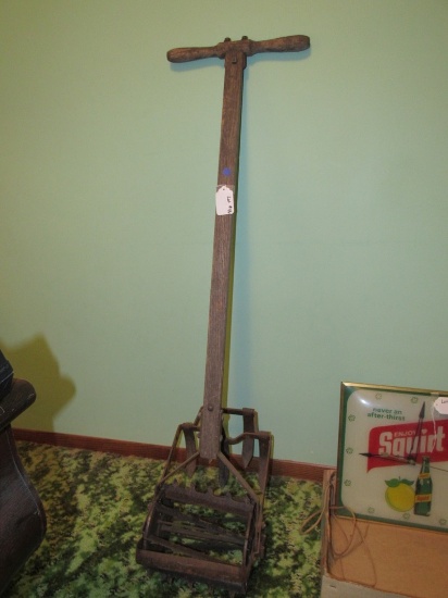 Rowe Mfg. Co "Ro-Ho" Antique Garden Cultivator.