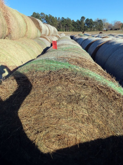 (23) 2019 Alfalfa Hay Round Bales (Approx. 2,000 lbs. per Bale).