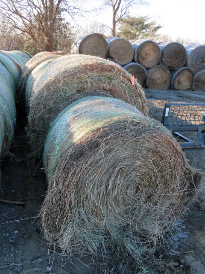 (7) 2019 Grass Hay Round Bales (Approx. 2,000 lbs. per Bale).