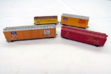 HO Scale (4) Model Train Cars - Tyco Union Pacific Box Car #P17042, Old Dut