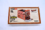 Tyco Kit Unassembled HO Scale Kit - Joe's Fruit Store, Item #7797 in Origin