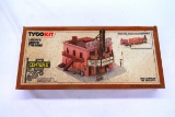 Tyco Kit Unassembled HO Scale Kit - Loew's Movie Theatre, Item #7799 in Ori