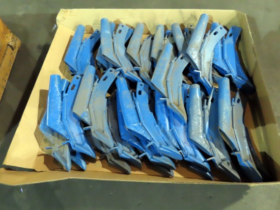 Pallet of (30) Dry Fertilizer Injector Knives (30).