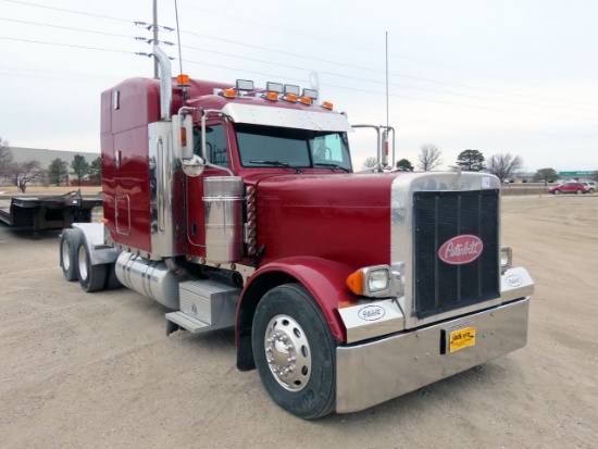2005 Peterbilt Model 379 Extended Hood Conventional Tandem Axle Truck Tract