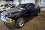 2000 Dodge Dakota SLT Extended Cab 4×4 Pickup, VIN# 1B7GG22N3YS631565, V-8 Gas Engine, Automatic Tra