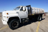 1986 Ford F-700 Conventional Flatbed Truck