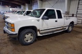 1998 Chevrolet Silverado 1500 Extended Cab Pickup, VIN# 1GCEK19R6WR146320, V-8 Gas Engine, Automatic