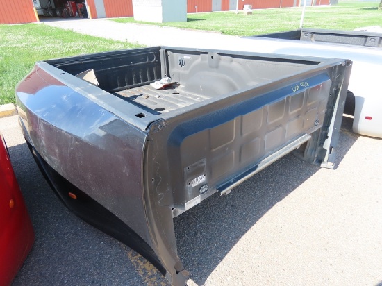 2015 Dodge 8' Pickup Box, Damage on Driver's Rear (Color-Negro Brillante).