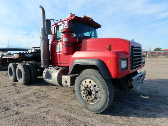 1993 Mack Model RD688S Tandem Axle Conventional Day Cab Truck Tractor, VIN #2M2P267C9PC014909, Mack