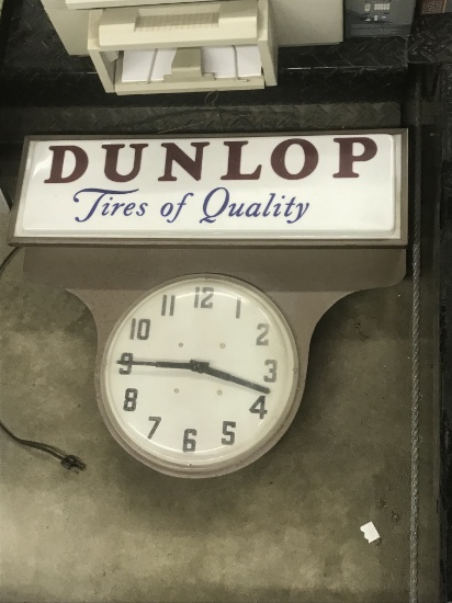 Dunlop "Tires of Quality" Clock.